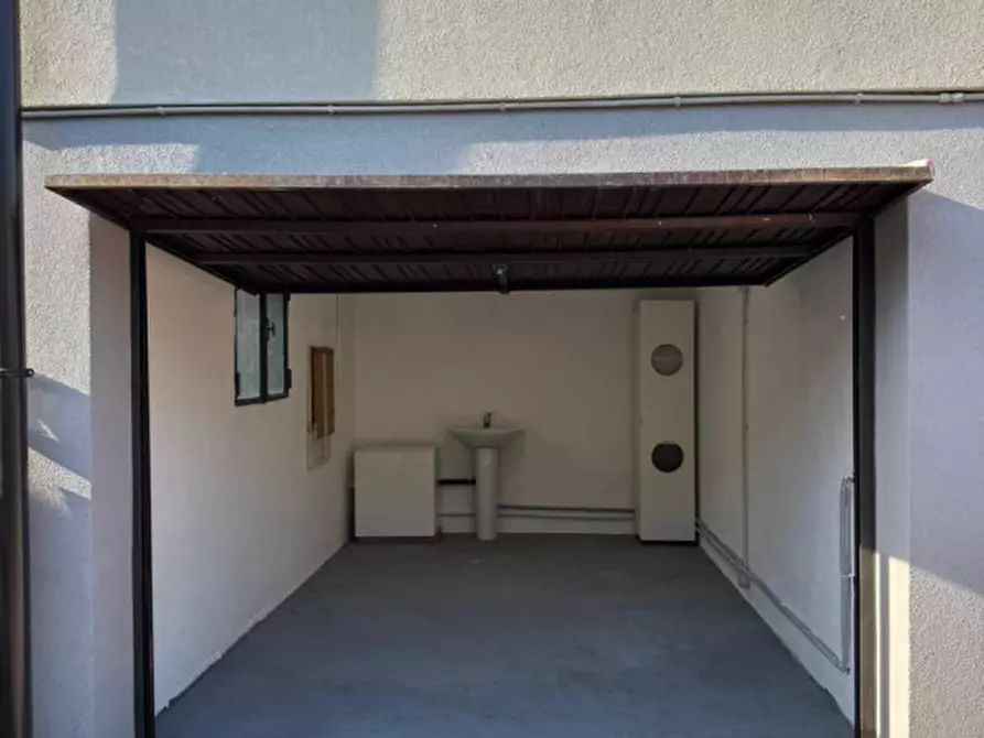 Immagine 13 di Appartamento in vendita  a Padova