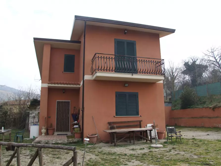 Immagine 3 di Villa in vendita  in Morroni a Apice