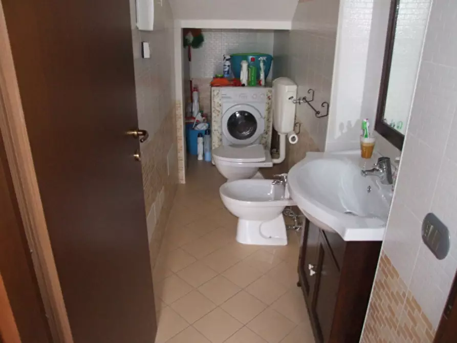 Immagine 9 di Villa in vendita  in Morroni a Apice