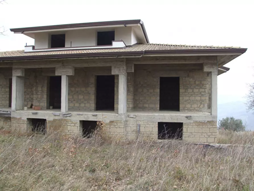 Immagine 1 di Villa in vendita  in San Martino a Apice