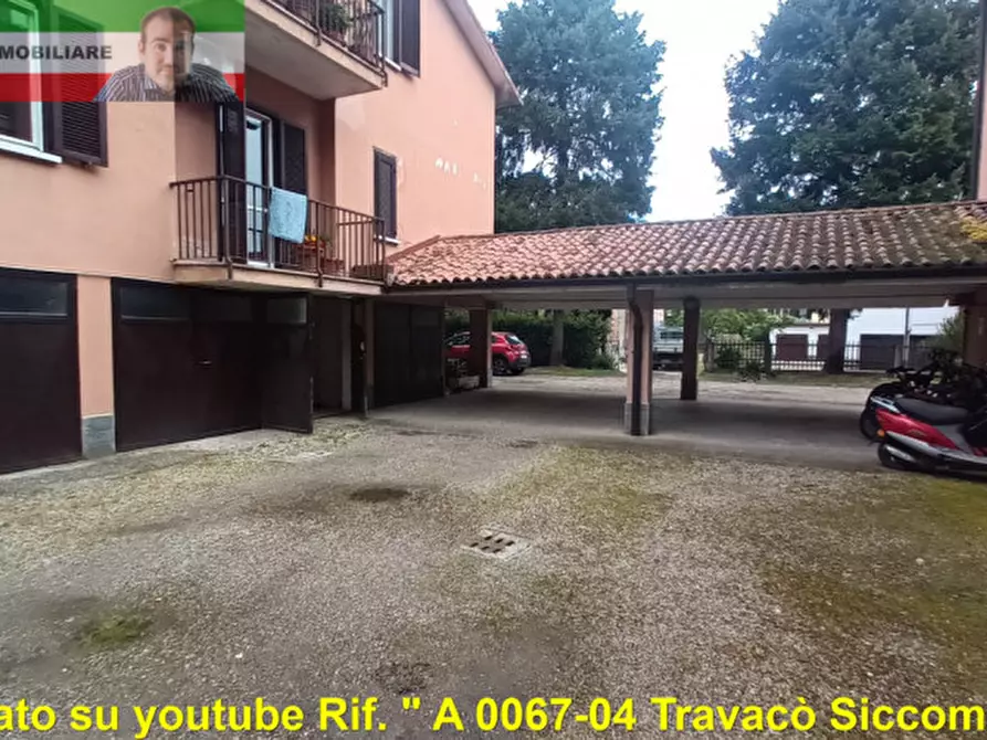 Immagine 3 di Garage in affitto  in via del forchetto 8 a Travacò Siccomario