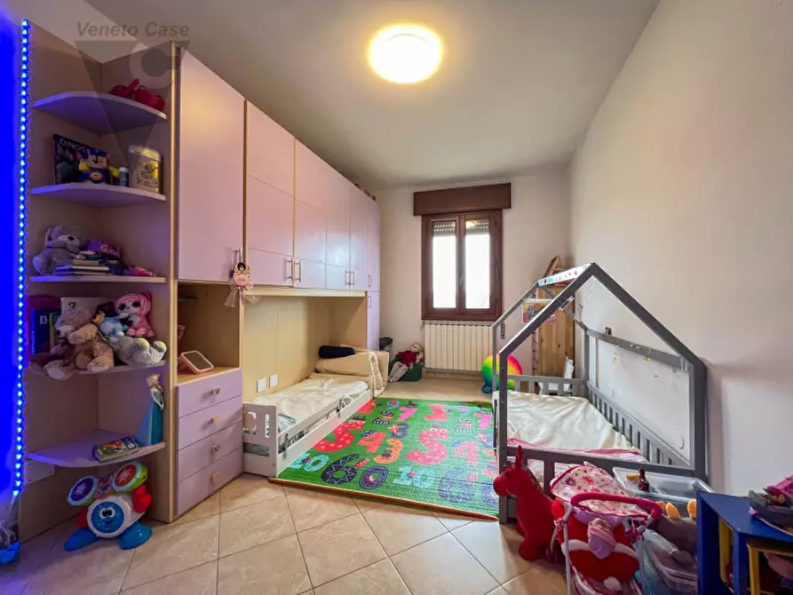 Immagine 7 di Appartamento in vendita  in Viale Risorgimento a Adria