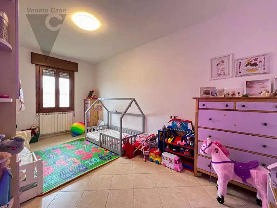 Immagine 8 di Appartamento in vendita  in Viale Risorgimento a Adria