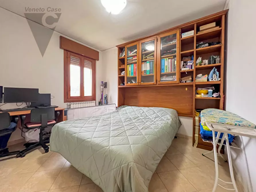 Immagine 11 di Appartamento in vendita  in Viale Risorgimento a Adria