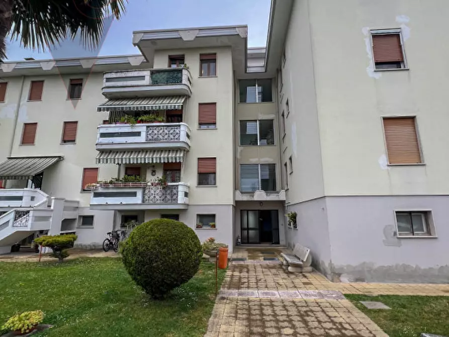 Immagine 29 di Appartamento in vendita  in Viale Risorgimento a Adria