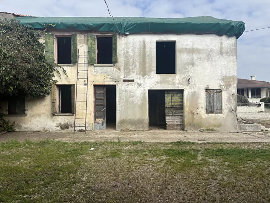 Immagine 1 di Rustico / casale in vendita  in via Cappella a Campodarsego