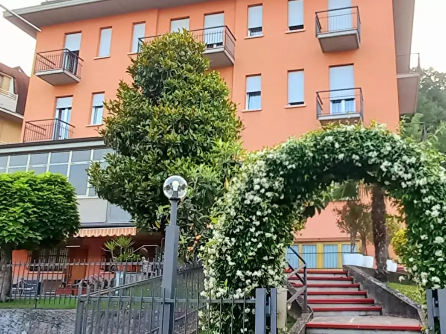 Immagine 1 di Hotel in vendita  in Via Maria Luigia a Salsomaggiore Terme