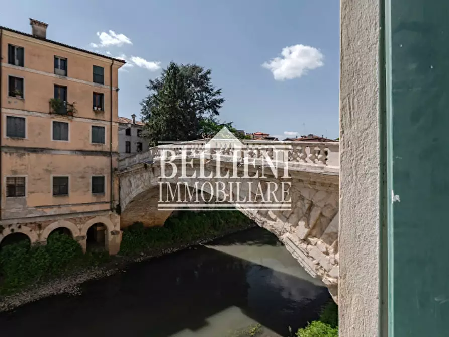 Immagine 5 di Appartamento in vendita  in Contrà ponte San Michele a Vicenza