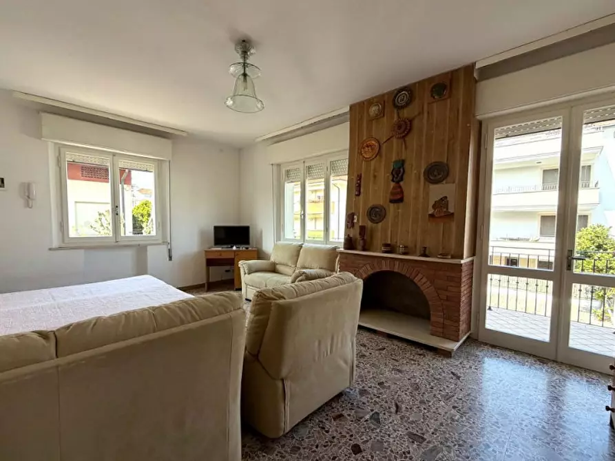 Immagine 20 di Villa in vendita  in viale Lugo a Riccione