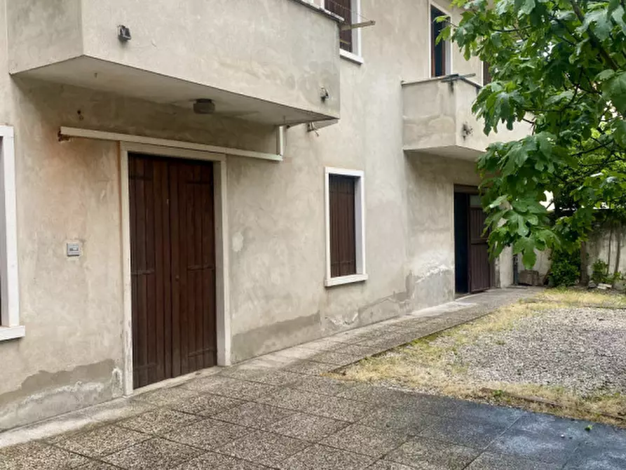 Immagine 2 di Casa indipendente in vendita  in via San Pio X 34/a a Castelfranco Veneto