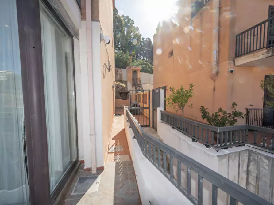 Immagine 5 di Villa in vendita  in Via Ogliastri 57 a Messina