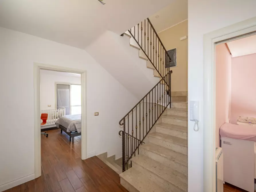 Immagine 31 di Villa in vendita  in Via Ogliastri 57 a Messina
