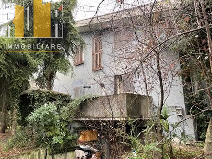 Immagine 1 di Villa in vendita  in via Montanara a Abano Terme