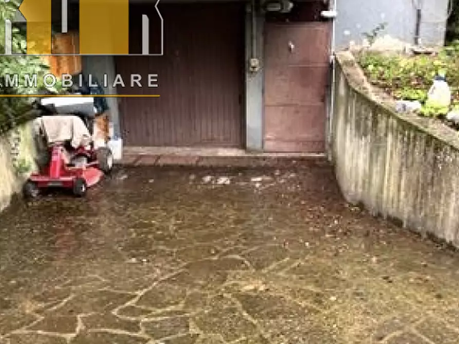 Immagine 5 di Villa in vendita  in via Montanara a Abano Terme