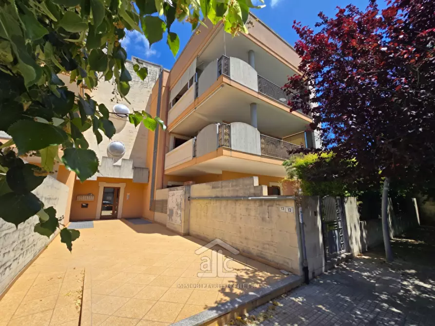 Immagine 41 di Appartamento in vendita  in Via Donatello a Lecce