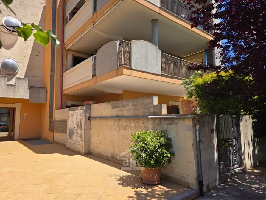 Immagine 42 di Appartamento in vendita  in Via Donatello a Lecce