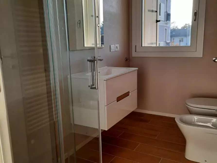 Immagine 8 di Appartamento in affitto  a Montecchio Maggiore