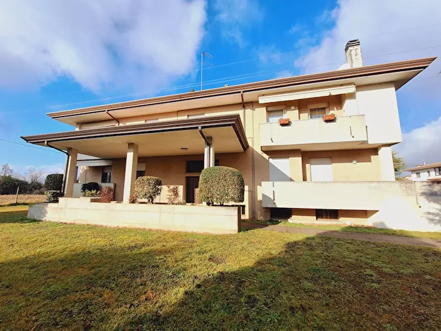 Immagine 1 di Appartamento in vendita  in Via Nazario Sauro 3 a San Vendemiano