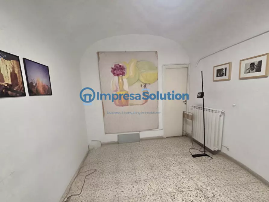Immagine 10 di Appartamento in vendita  in Piazza San Domenico Maggiore a Napoli