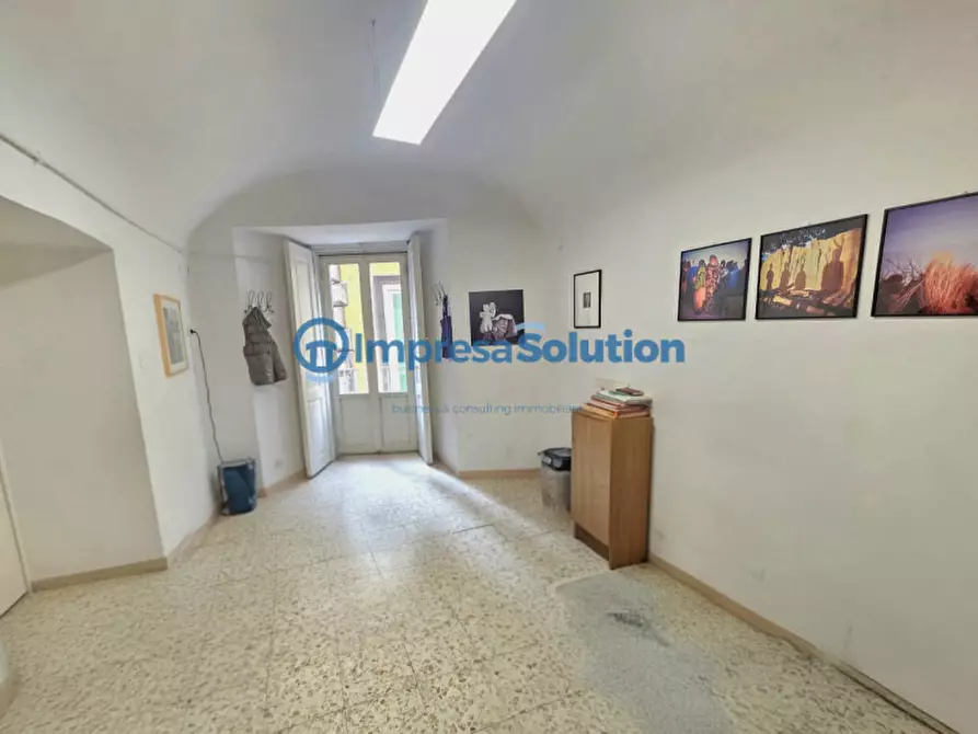 Immagine 12 di Appartamento in vendita  in Piazza San Domenico Maggiore a Napoli