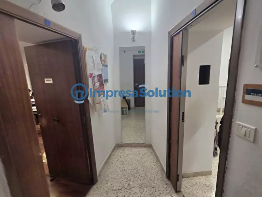 Immagine 13 di Appartamento in vendita  in Piazza San Domenico Maggiore a Napoli