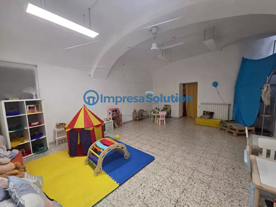 Immagine 18 di Appartamento in vendita  in Piazza San Domenico Maggiore a Napoli
