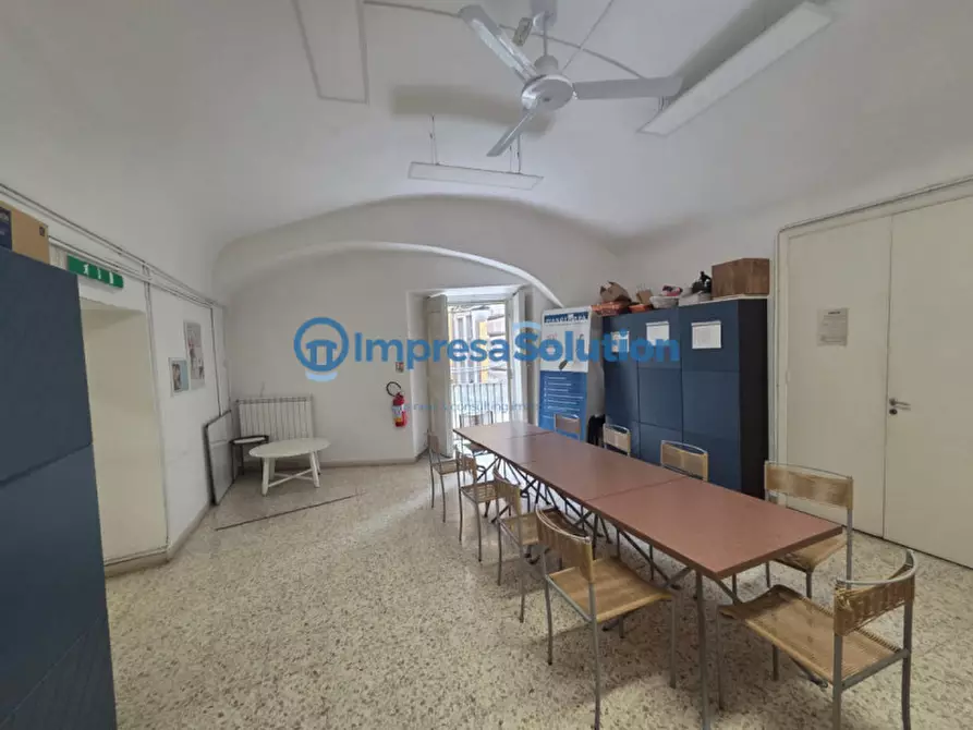 Immagine 20 di Appartamento in vendita  in Piazza San Domenico Maggiore a Napoli