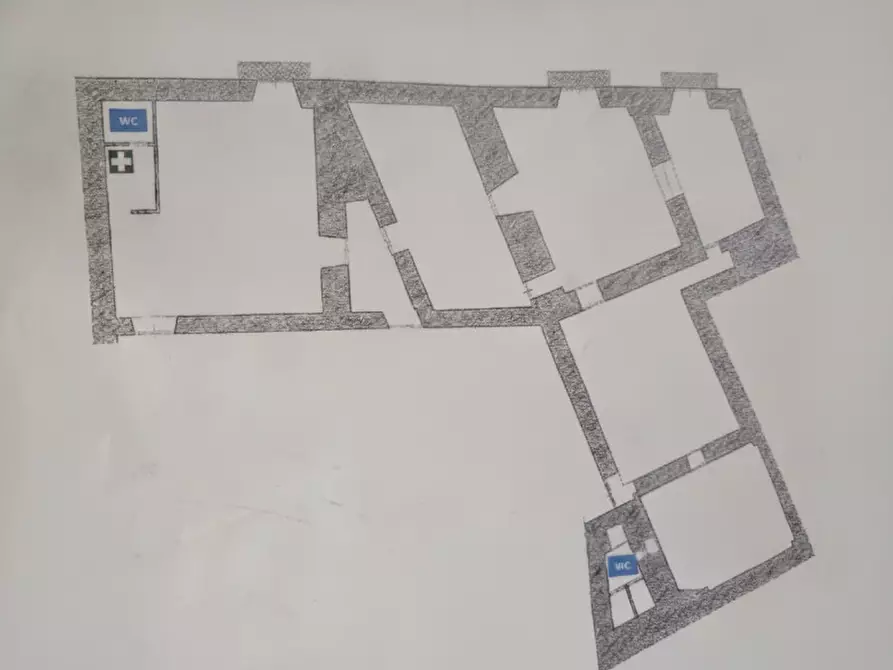 Immagine 13 di Appartamento in vendita  in Piazza San Domenico Maggiore a Napoli