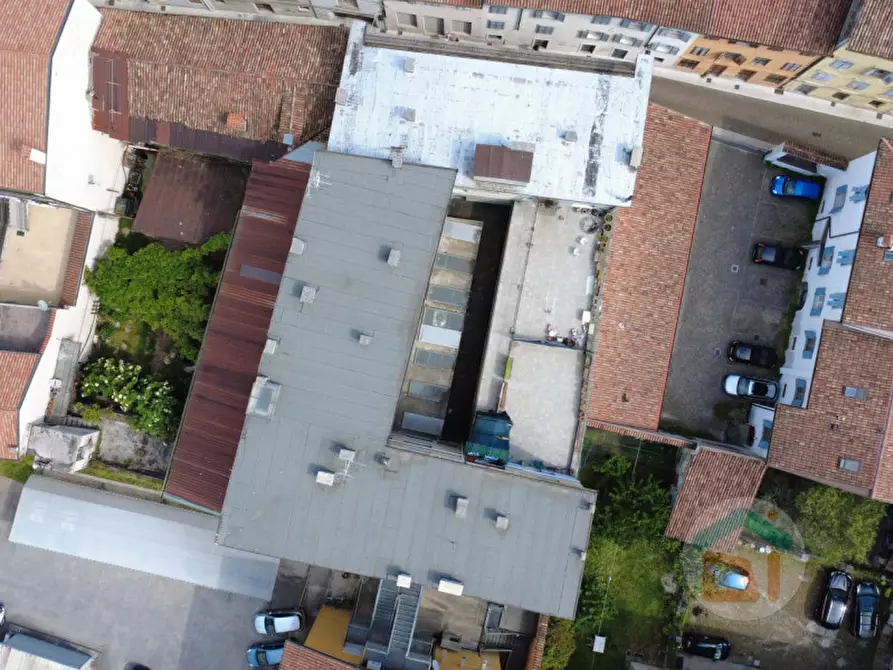 Immagine 15 di Palazzo in vendita  in Via Bellinzona a Gorizia