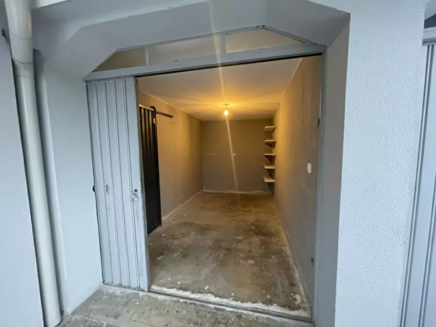Immagine 15 di Appartamento in vendita  in Via Grazia Deledda a Vicenza