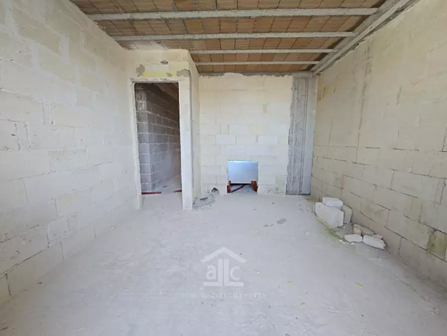 Immagine 14 di Casa bifamiliare in vendita  in Via Giulio Cesare Vanini a Cavallino
