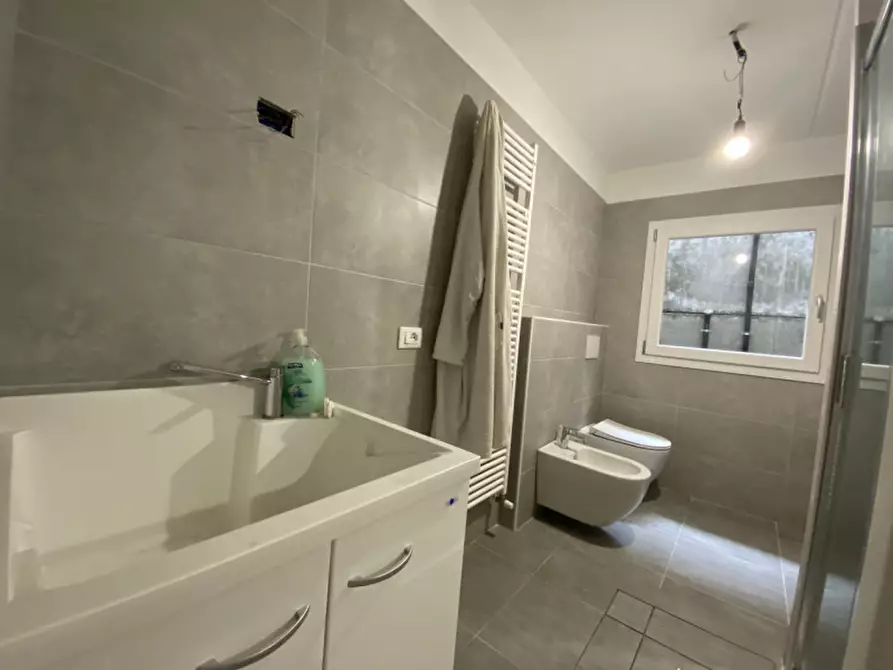 Immagine 17 di Appartamento in vendita  in Via abate antonio cesare a Castel D'azzano