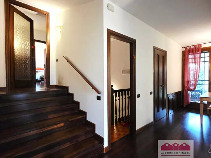 Immagine 13 di Casa indipendente in vendita  in Viale Francesco Crispi a Costabissara