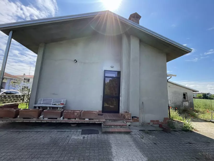 Immagine 13 di Casa indipendente in vendita  a Suzzara