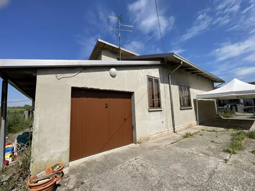 Immagine 19 di Casa indipendente in vendita  a Suzzara