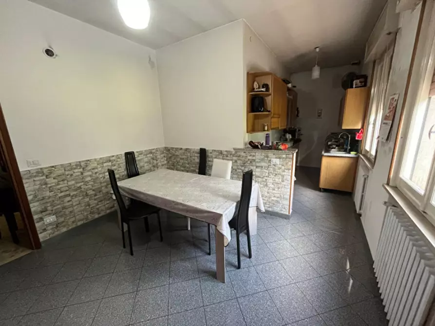 Immagine 3 di Casa indipendente in vendita  in Strada della Chiesa a Brescello