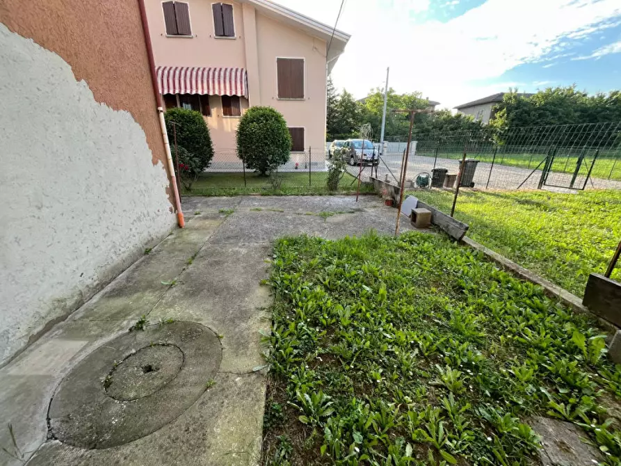 Immagine 26 di Casa indipendente in vendita  in Strada della Chiesa a Brescello