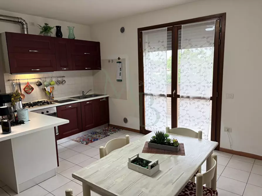 Immagine 2 di Appartamento in vendita  in Via Belluno a Legnaro