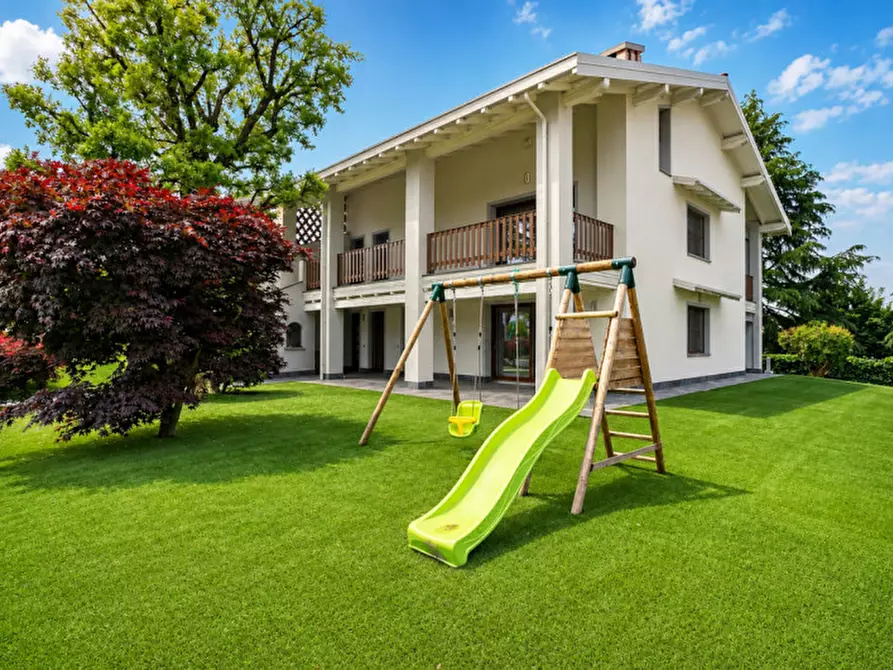 Immagine 5 di Villa in vendita  in via Fermi 2  Chignolo D'Isola a Chignolo D'isola