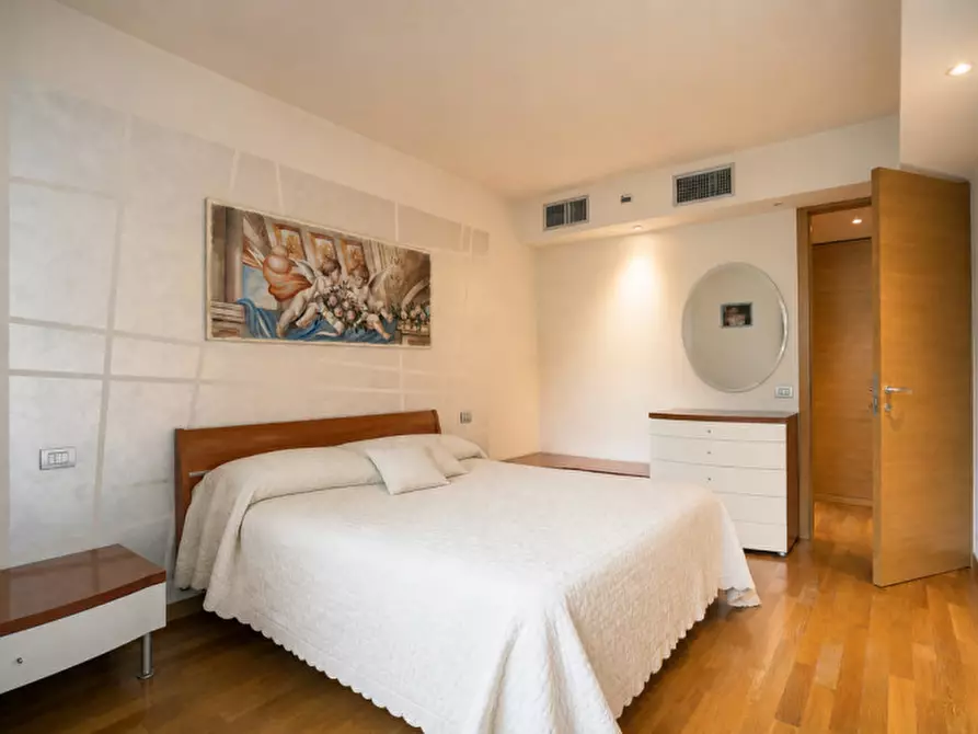 Immagine 30 di Villa in vendita  in via Fermi 2  Chignolo D'Isola a Chignolo D'isola
