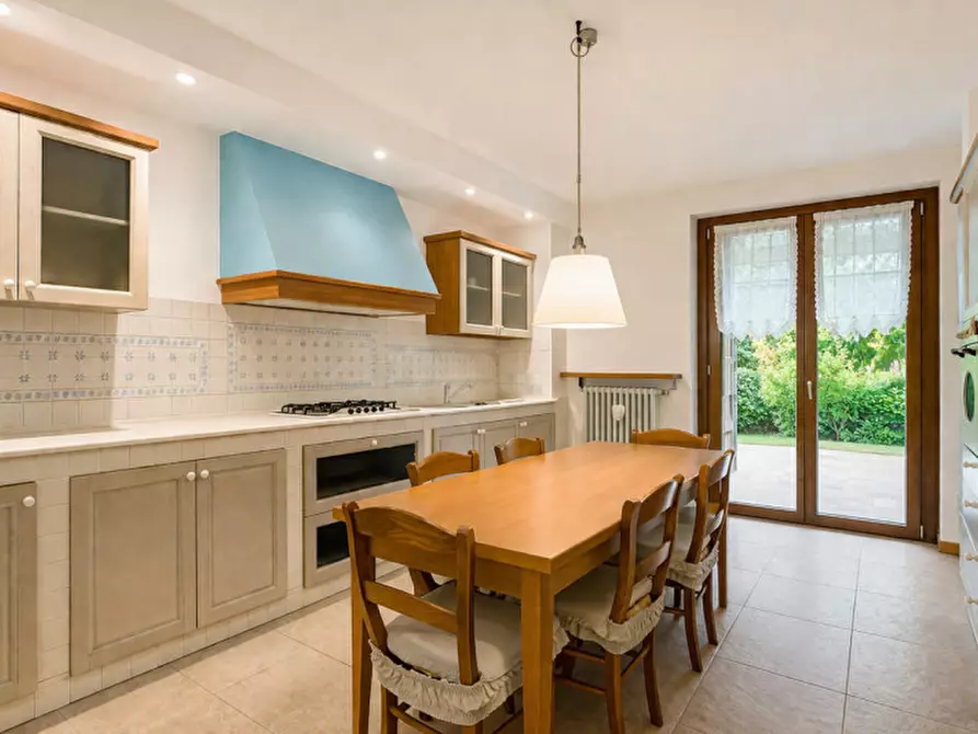 Immagine 38 di Villa in vendita  in via Fermi 2  Chignolo D'Isola a Chignolo D'isola