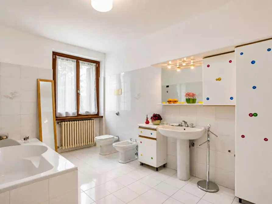 Immagine 52 di Villa in vendita  in via Fermi 2  Chignolo D'Isola a Chignolo D'isola