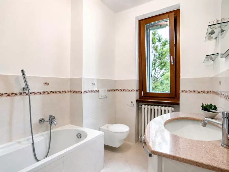 Immagine 54 di Villa in vendita  in via Fermi 2  Chignolo D'Isola a Chignolo D'isola