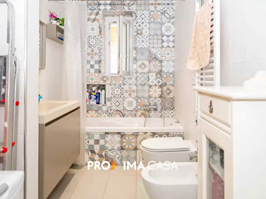 Immagine 9 di Appartamento in vendita  in via alfonso balzico 34 a Salerno