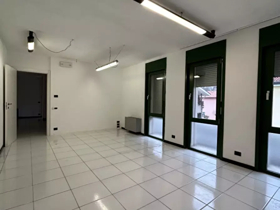 Immagine 1 di Ufficio in affitto  a Noale