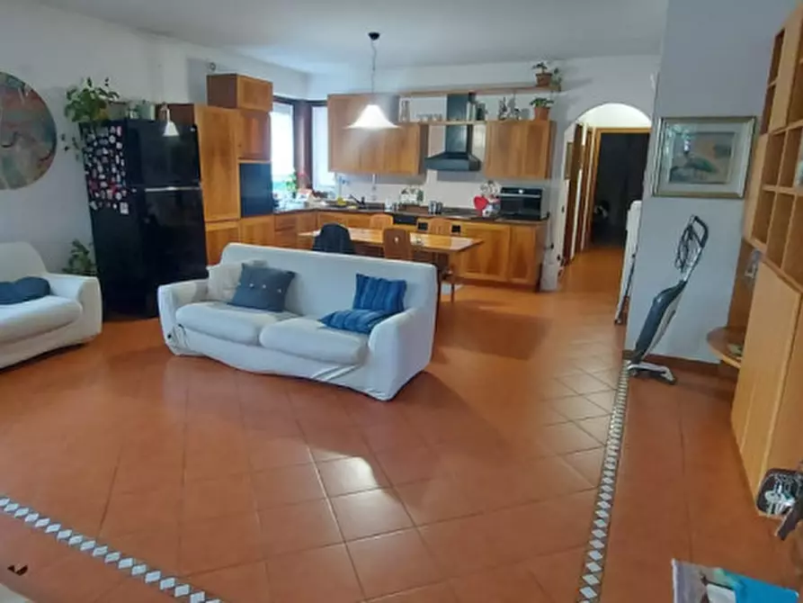 Immagine 5 di Casa bifamiliare in vendita  a Castelfranco Veneto