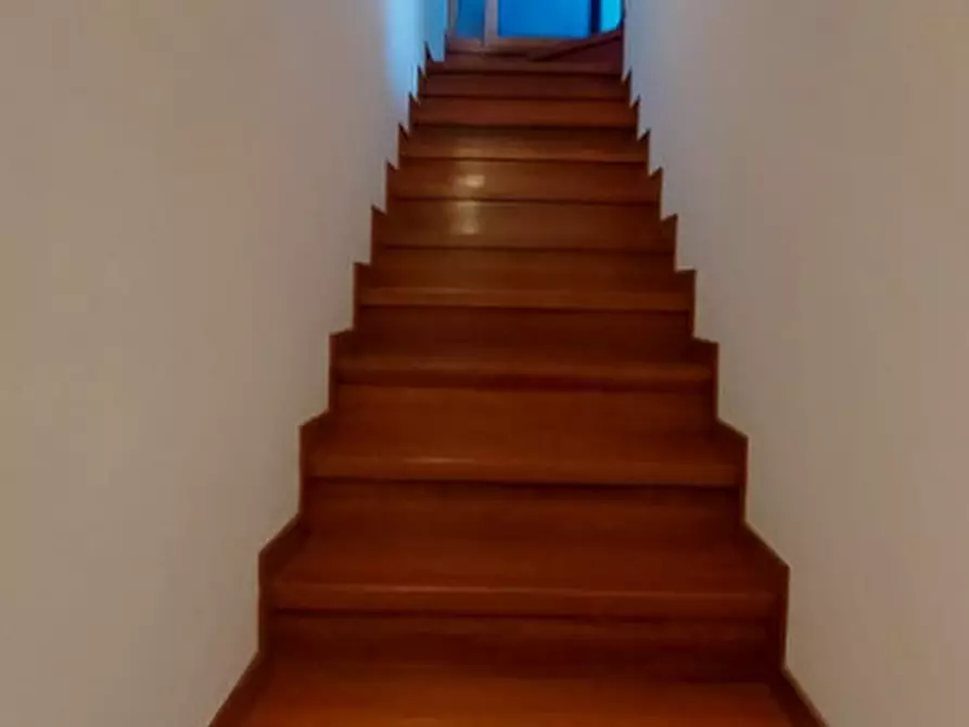 Immagine 8 di Casa bifamiliare in vendita  a Castelfranco Veneto