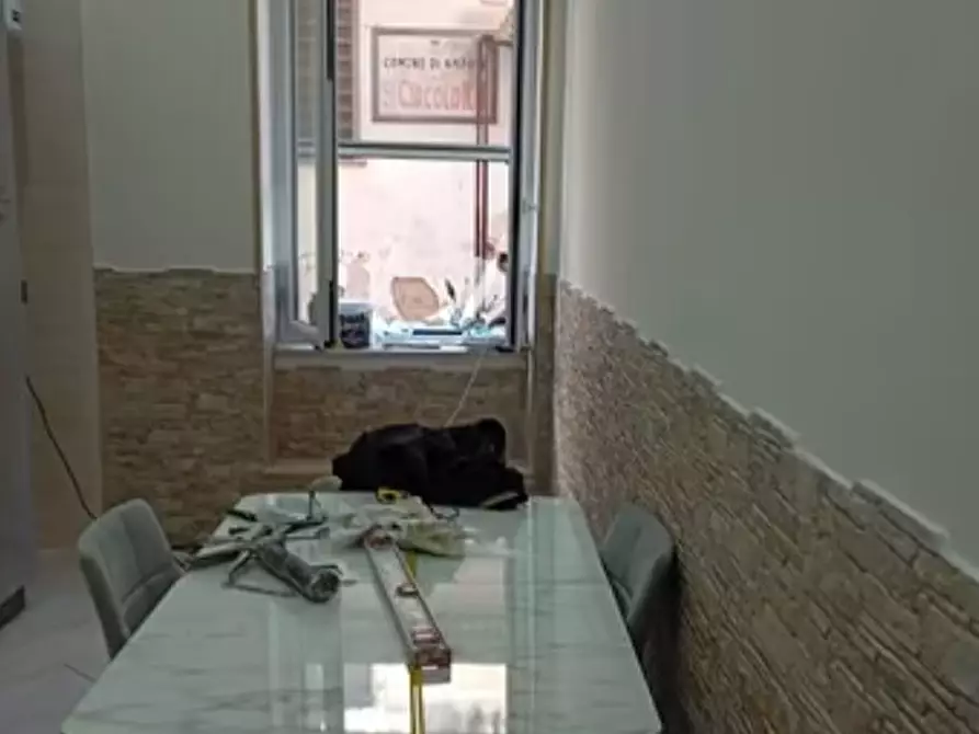 Immagine 3 di Appartamento in affitto  in vico lungo san raffaele 14 a Napoli