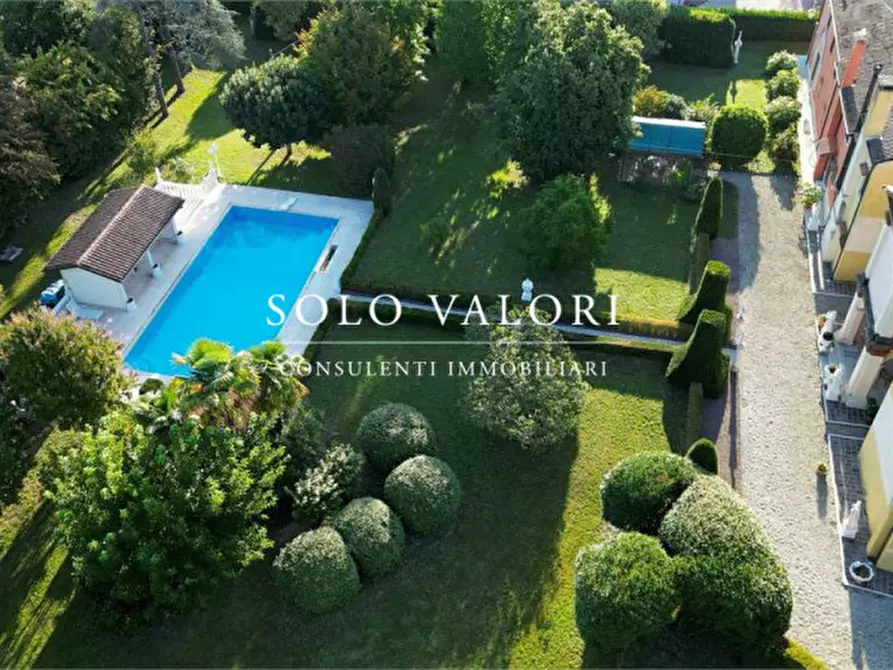 Immagine 2 di Villa in vendita  a Camposampiero