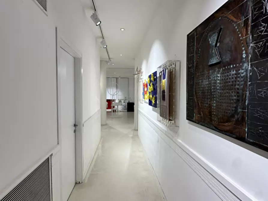 Immagine 5 di Negozio in vendita  in VIA ROMA a Quarto D'altino